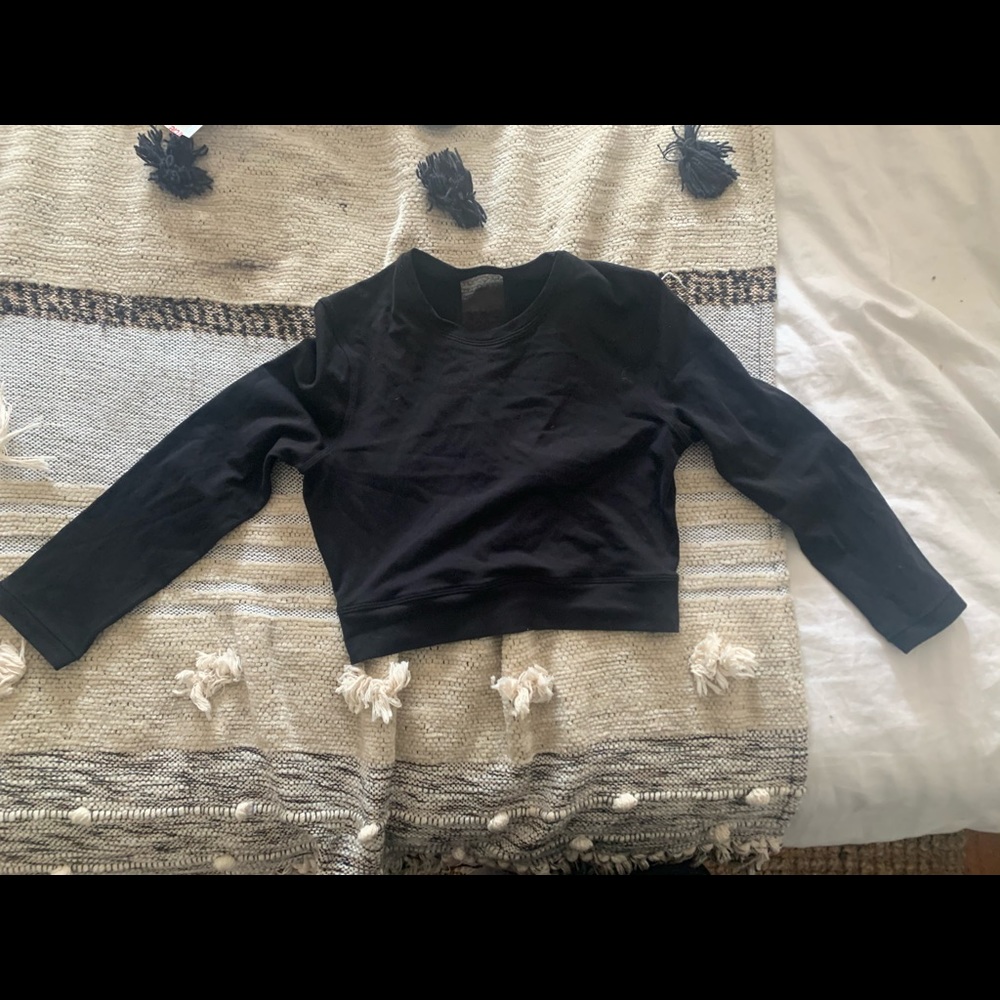 Lululemon Cropped Long Sleeve